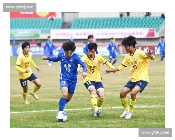 宿超沭阳主场首秀 21 大捷:胜利不止三分,是全城的足球盛宴 宿超沭阳主场首秀 21 大捷:胜利不止三分,是全城的足球盛宴