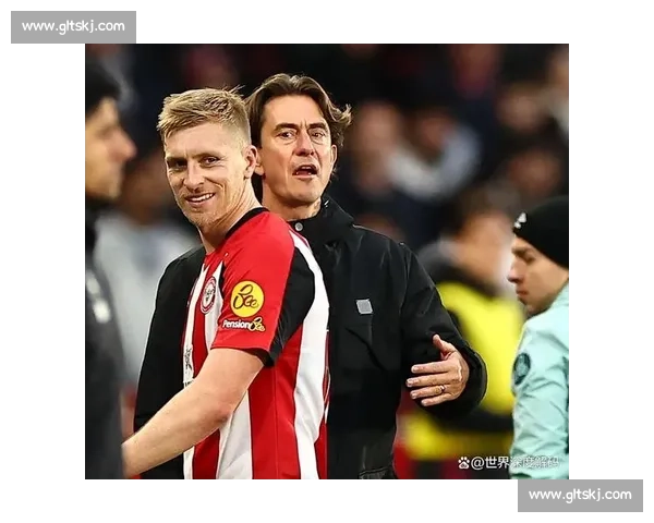 维拉官宣续约卡什至 2029 制胜球功臣锁定长期未来